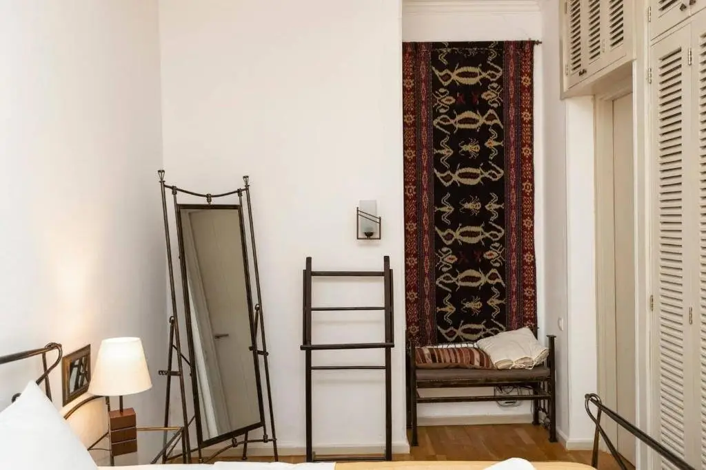 Тбилиси: Cozy and Stylish 1BR Apt In The Heart of Tbilisi