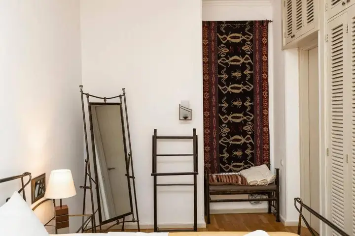 Тбилиси: Cozy and Stylish 1BR Apt In The Heart of Tbilisi
