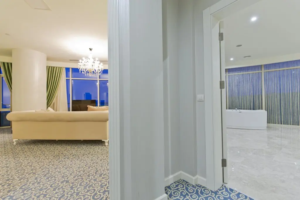 Батуми: Отель JRW Welmond Hotel & Casino Batumi Travel