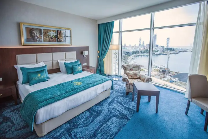 Батуми: Отель JRW Welmond Hotel & Casino Batumi Travel
