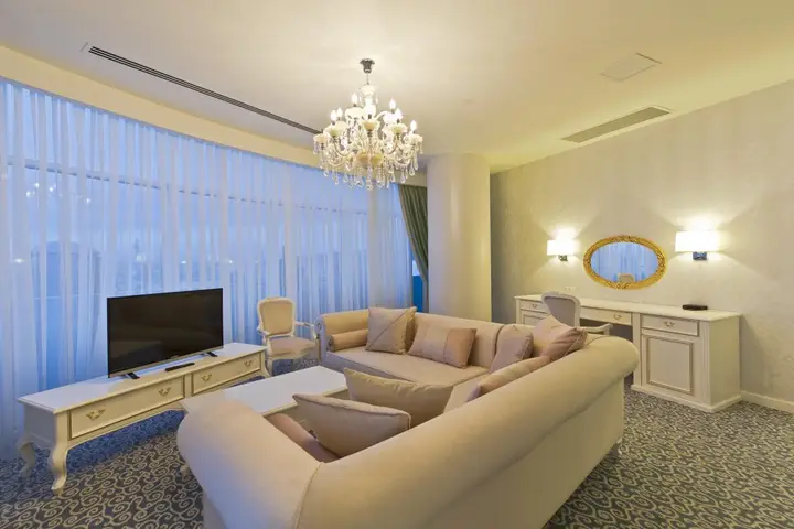Батуми: Отель JRW Welmond Hotel & Casino Batumi Travel