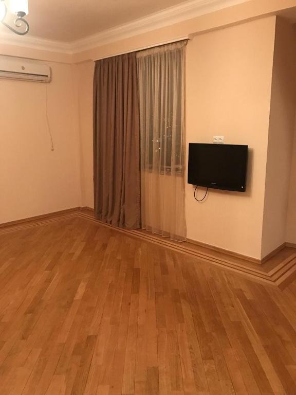 Тбилиси: Georgia Tbilisi, N1 Bochorishvili street (Saburtalo Disctrict)