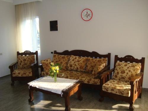 Шекветили: Villa Kikabidze / Shekvelitili