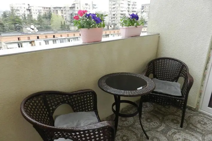 Тбилиси: Ekaterines Apartment 1