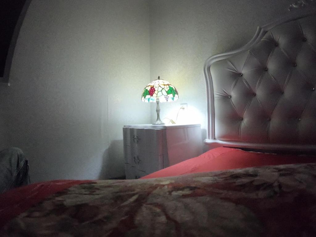 Тбилиси: Ekaterines Apartment 1