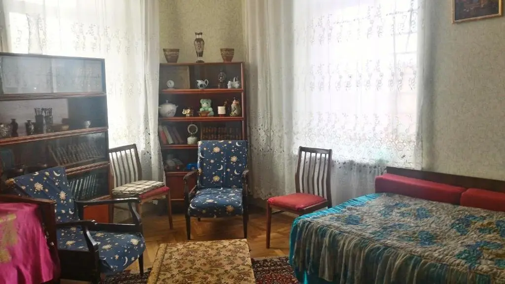 Тбилиси: Gomi 2, Valeriy Old city