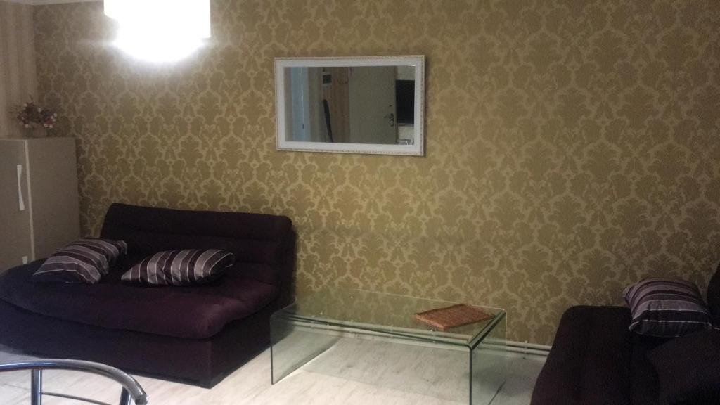 Тбилиси: Cozy apartment Tsereteli ave 69