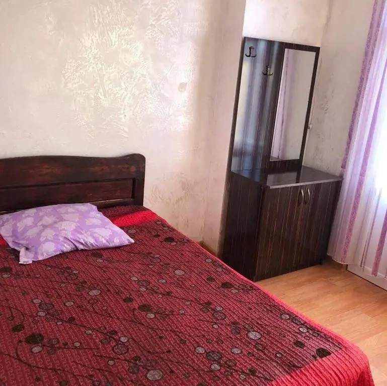 Уреки: Guro'S Guesthouse 118