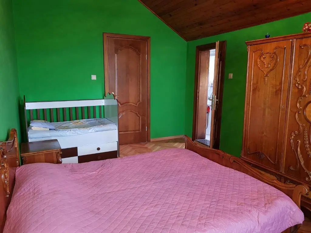 Тбилиси: Holiday House Jiji