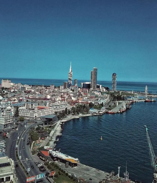 Батуми: Cozy Batumi Apartment 98