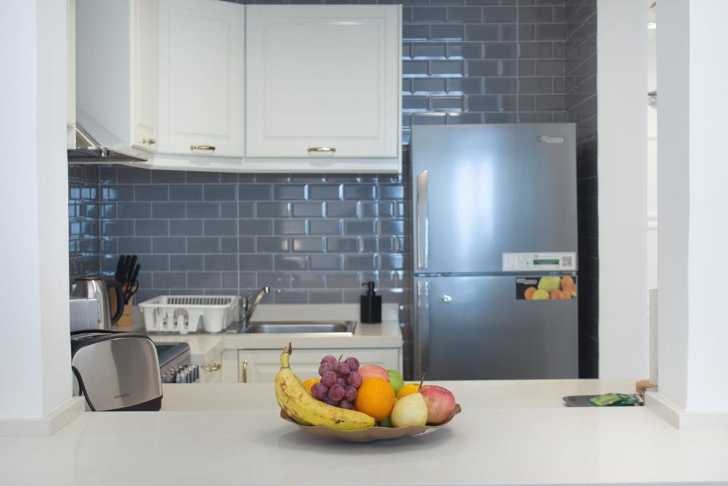 Дубай: Luxe Studio Near Discovery Gardens Metro Station