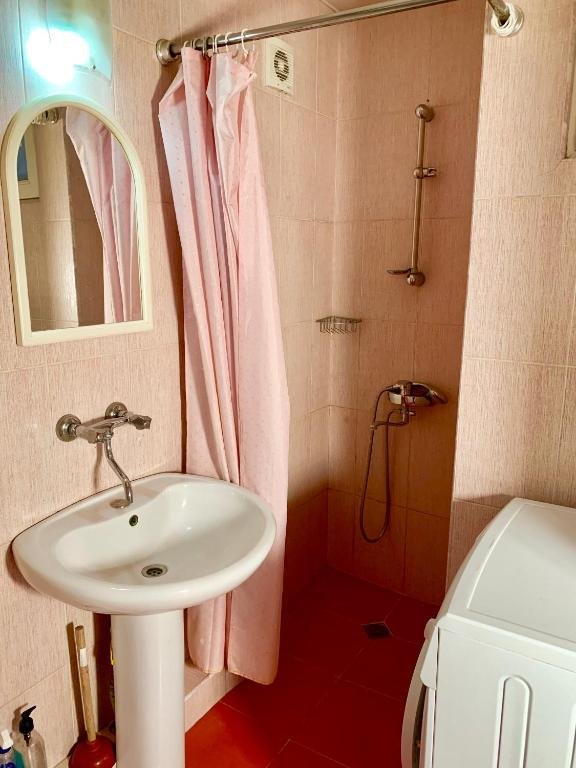 Тбилиси: Center House #14