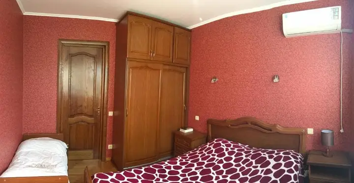 Тбилиси: G&N apartament and tours in old tbilisi