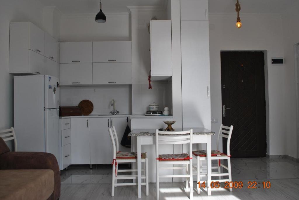 Батуми: GORGILADZE.STR 61 White Apartament