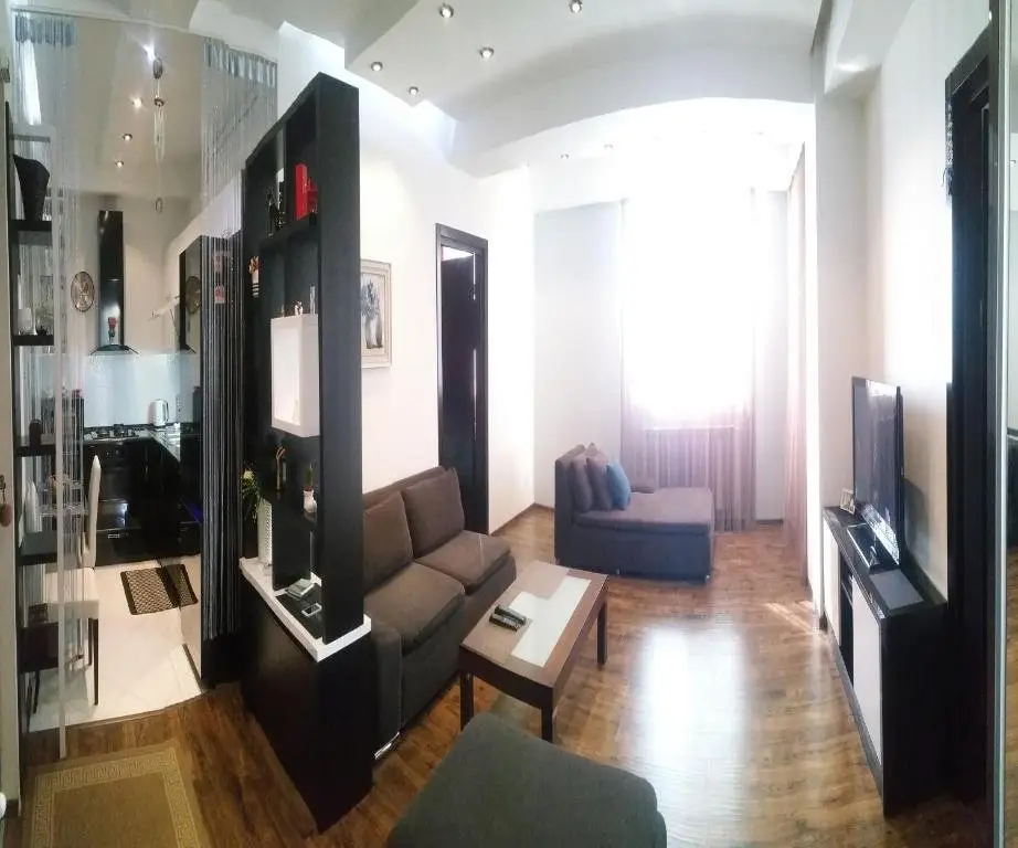 Тбилиси: Dzotsenidze street 14