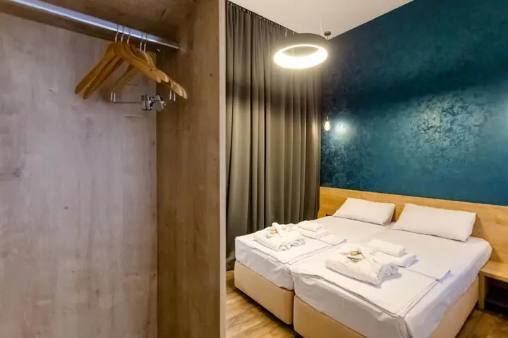 Тбилиси: Galaktion Tabidze Street 2BR Apartment
