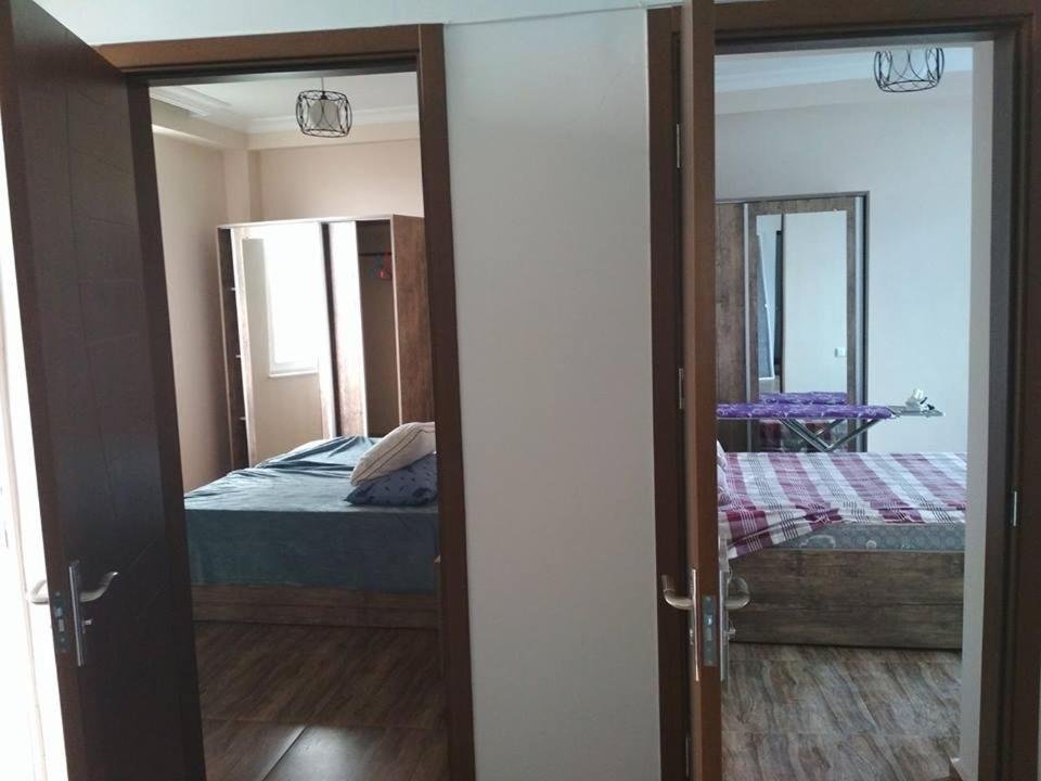 Уреки: Elit apartament-21