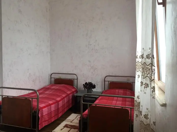 Тбилиси: Flower House
