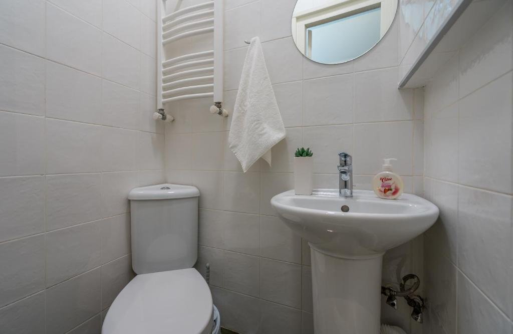 Тбилиси: Flat 18 - 2 BDR apt in the Heart of Old Tbilisi