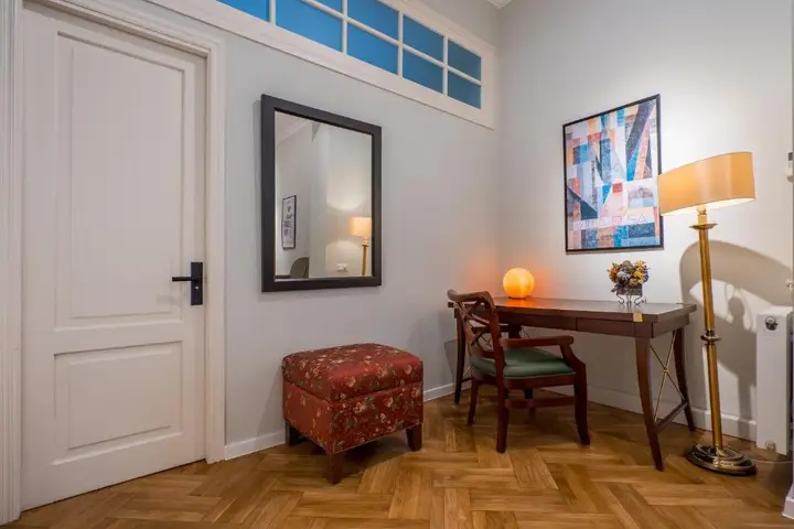 Тбилиси: Flat 18 - 2 BDR apt in the Heart of Old Tbilisi