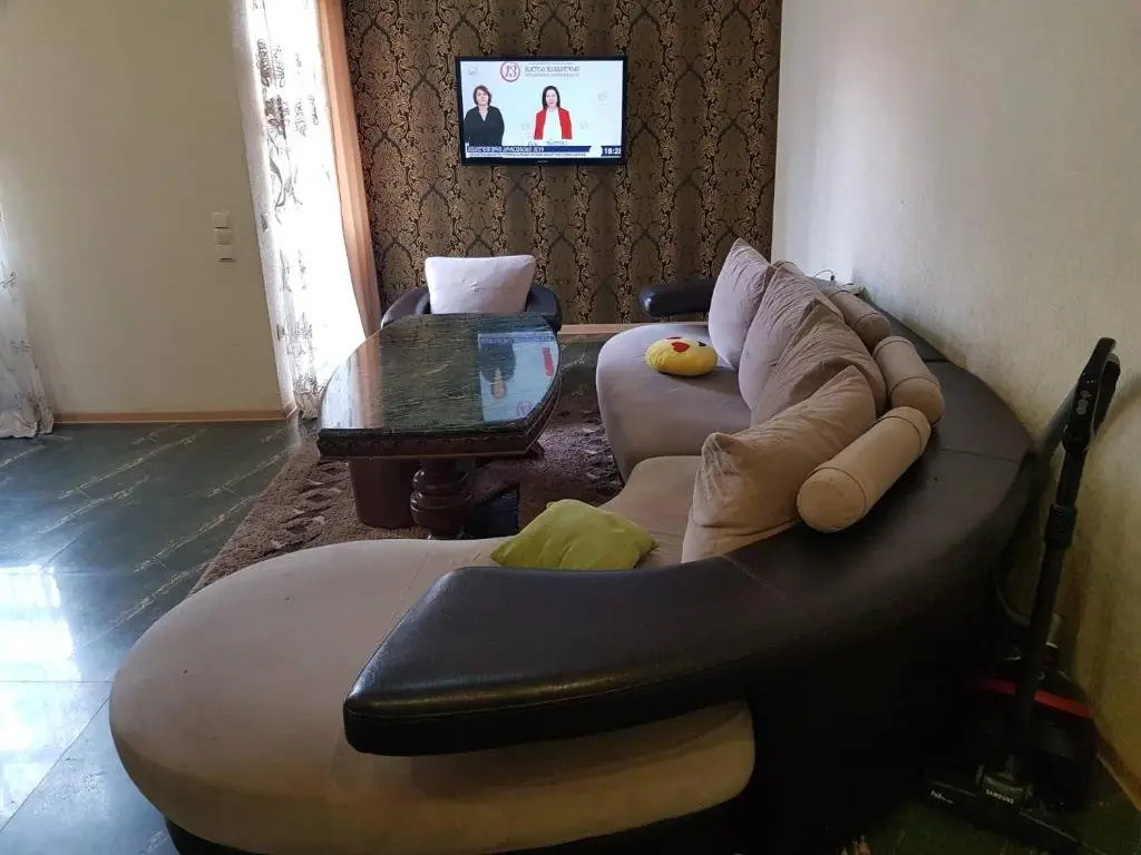 Батуми: Cozy 2- bedrooms apartment