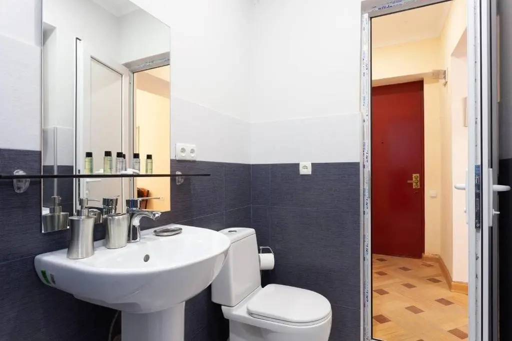 Тбилиси: ?Comfortable Studio near Wine Factory/Rooms hotel?