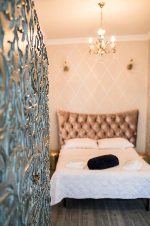 Тбилиси: Gold Apartment Rustaveli Chovelidze 8