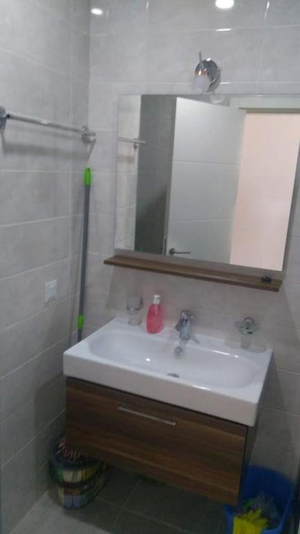 Тбилиси: Green Diamond Apartment D-2 N34