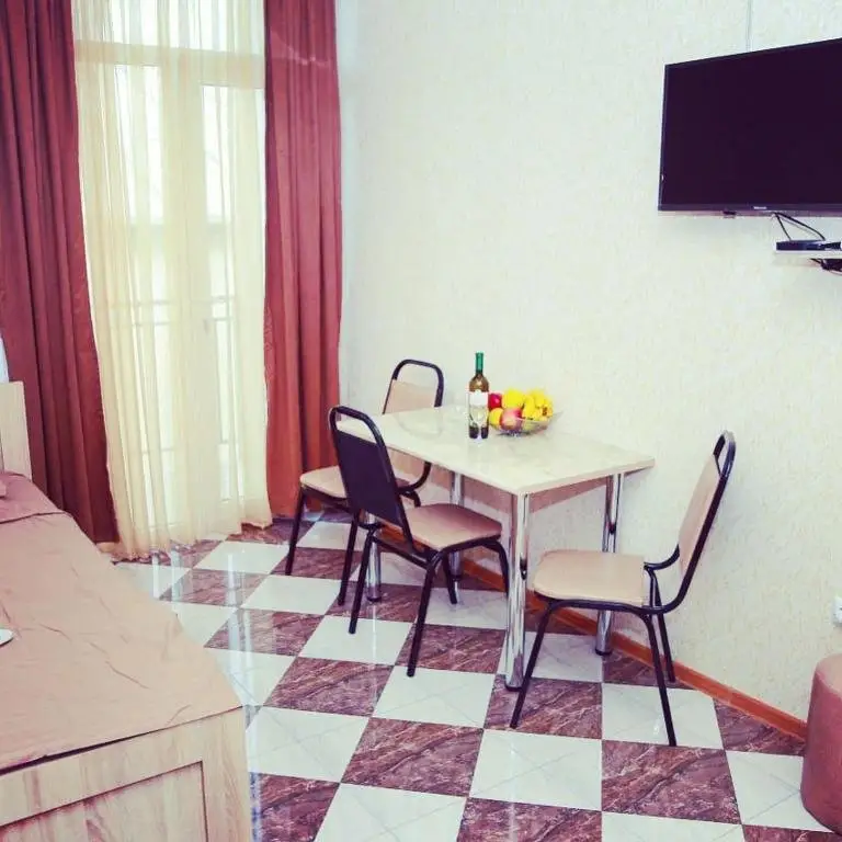 Тбилиси: Charming and Comfy apartment N1 at Apart Hotel near the center