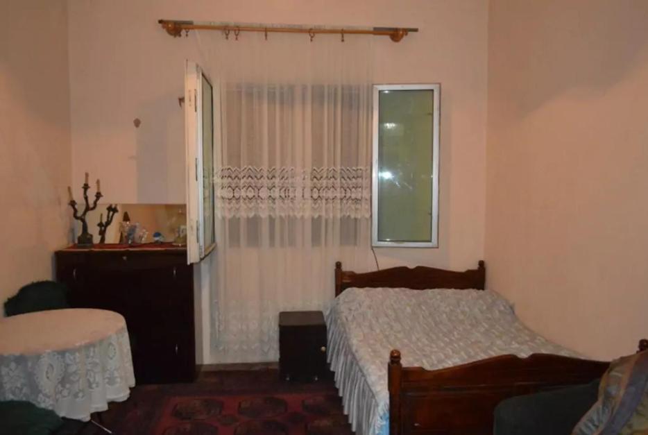 Батуми: Guest House 151-2