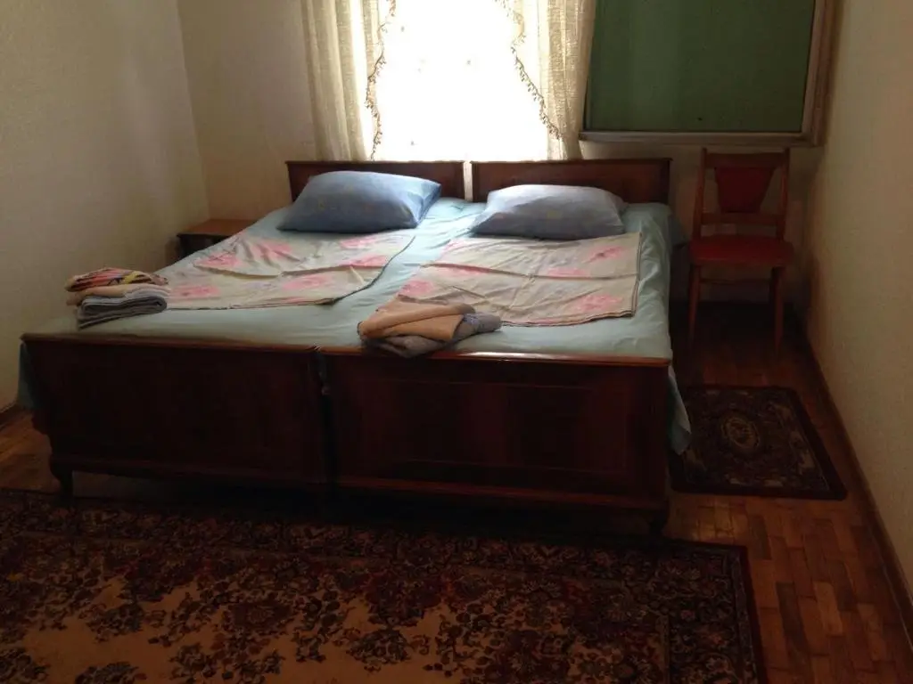 Батуми: Guest House 151-2