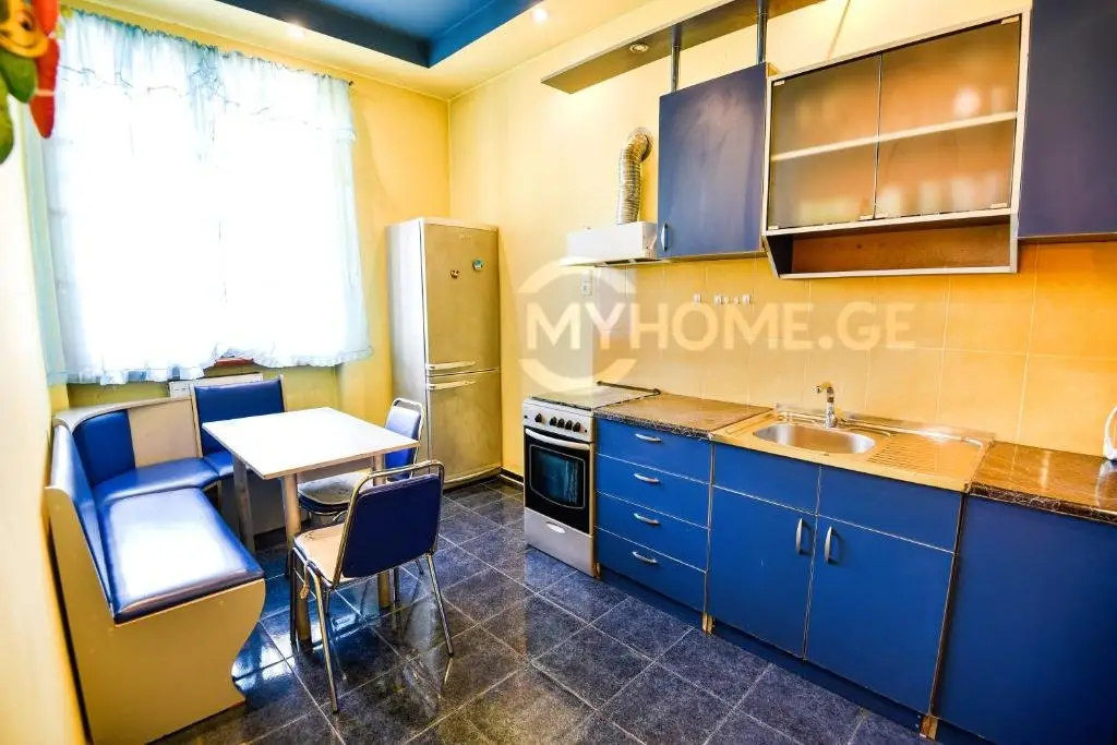 Тбилиси: City Centre 2BR Apartment