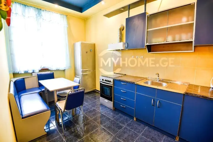 Тбилиси: City Centre 2BR Apartment
