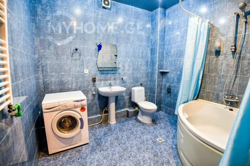 Тбилиси: City Centre 2BR Apartment