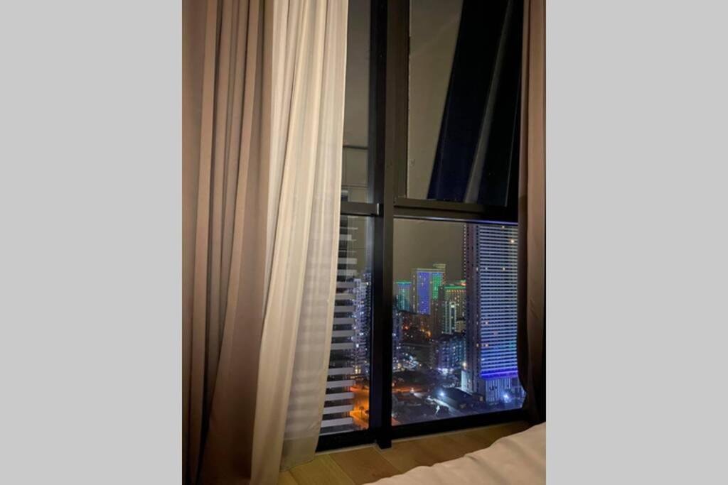 Батуми: Cosy Apartment in New Wave on 30th Floor