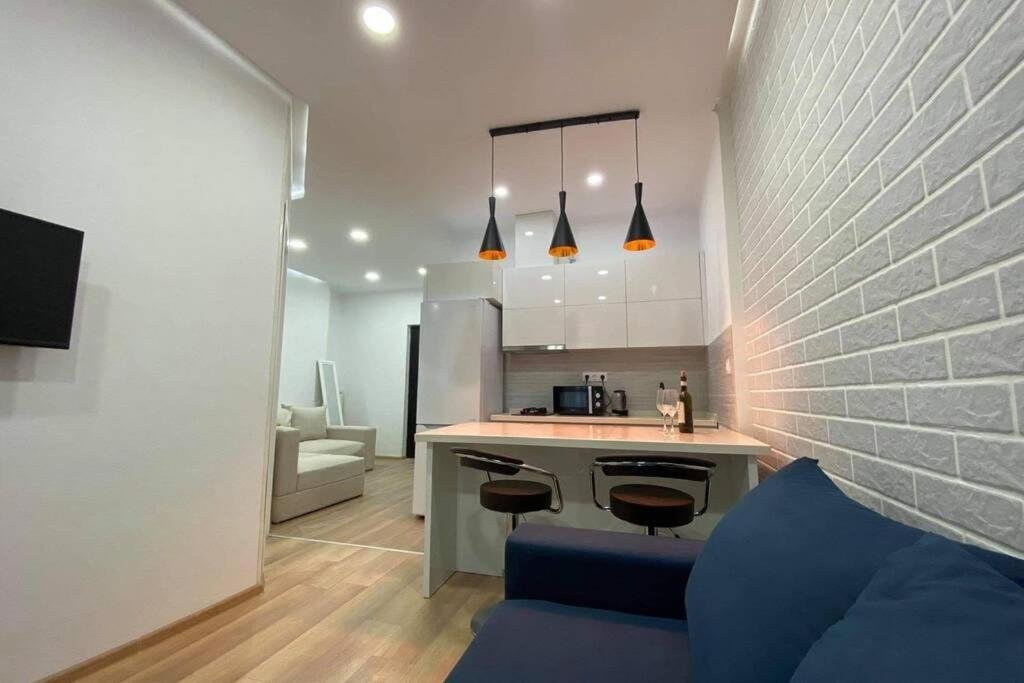 Батуми: Cosy Apartment in New Wave on 30th Floor