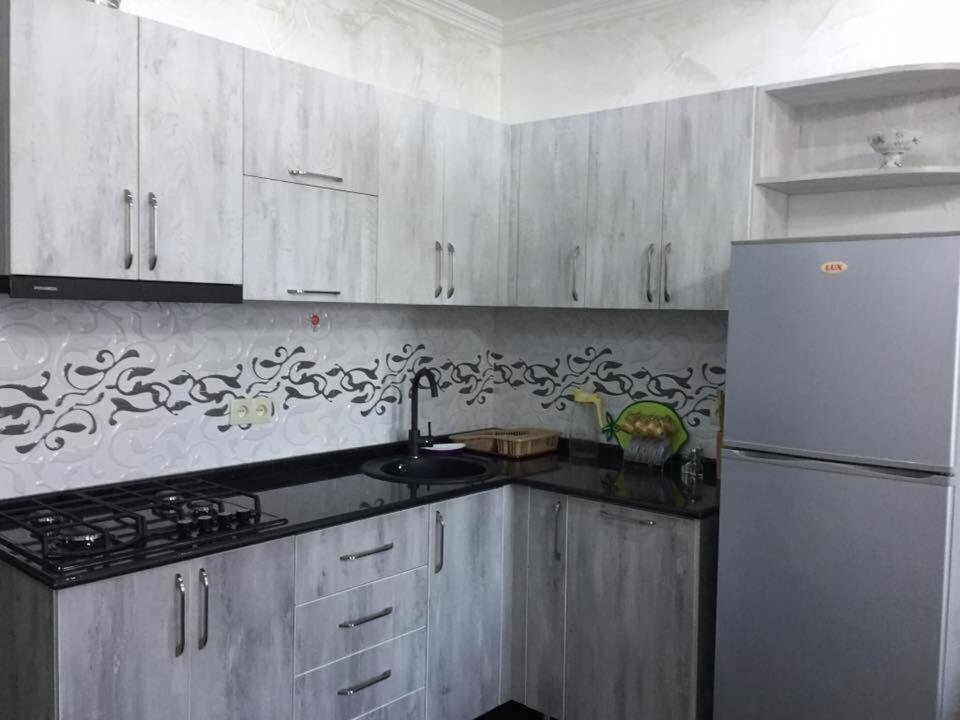 Батуми: Floor 11