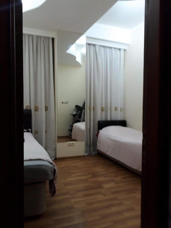 Батуми: Comfortable and nice apartment10 mins fro the sea in Batumi.Georgiatment