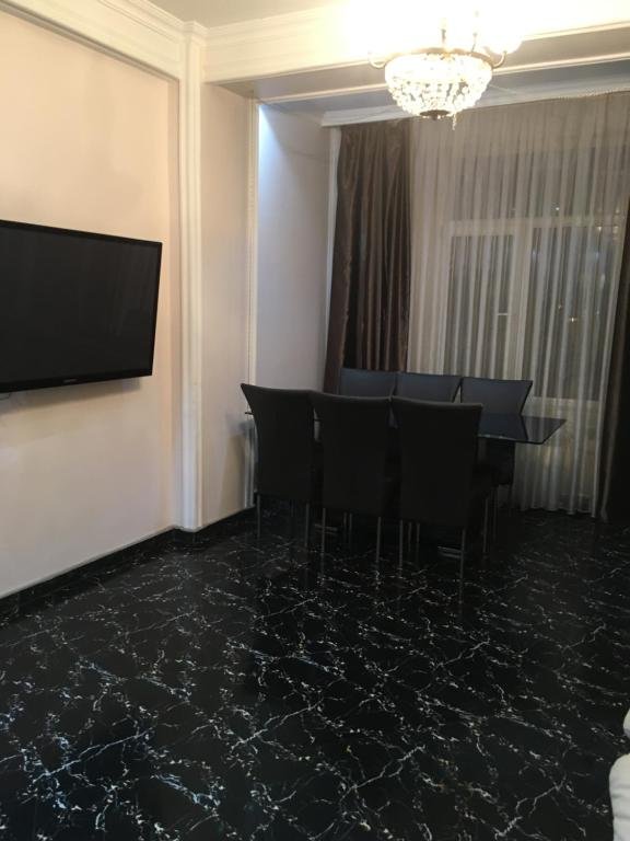 Батуми: Comfortable and nice apartment10 mins fro the sea in Batumi.Georgiatment