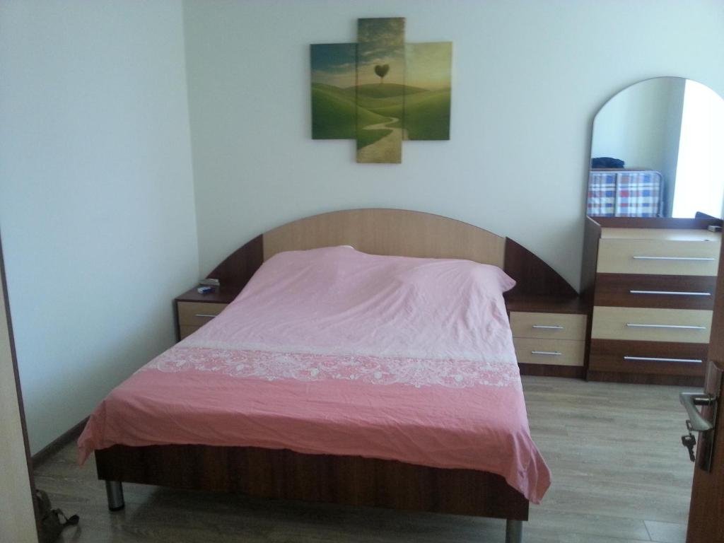 Батуми: Haidar Adashidze Str. 57(Ialchin House)