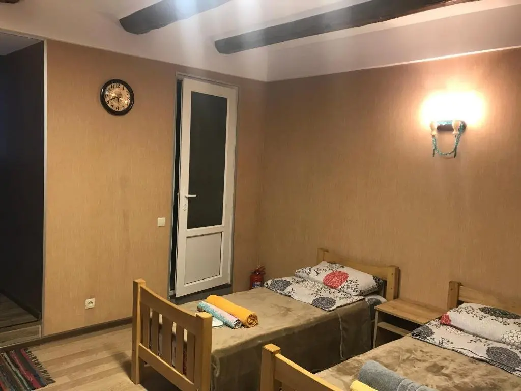 Тбилиси: Dzmebi Zubalashvilebi Street N8