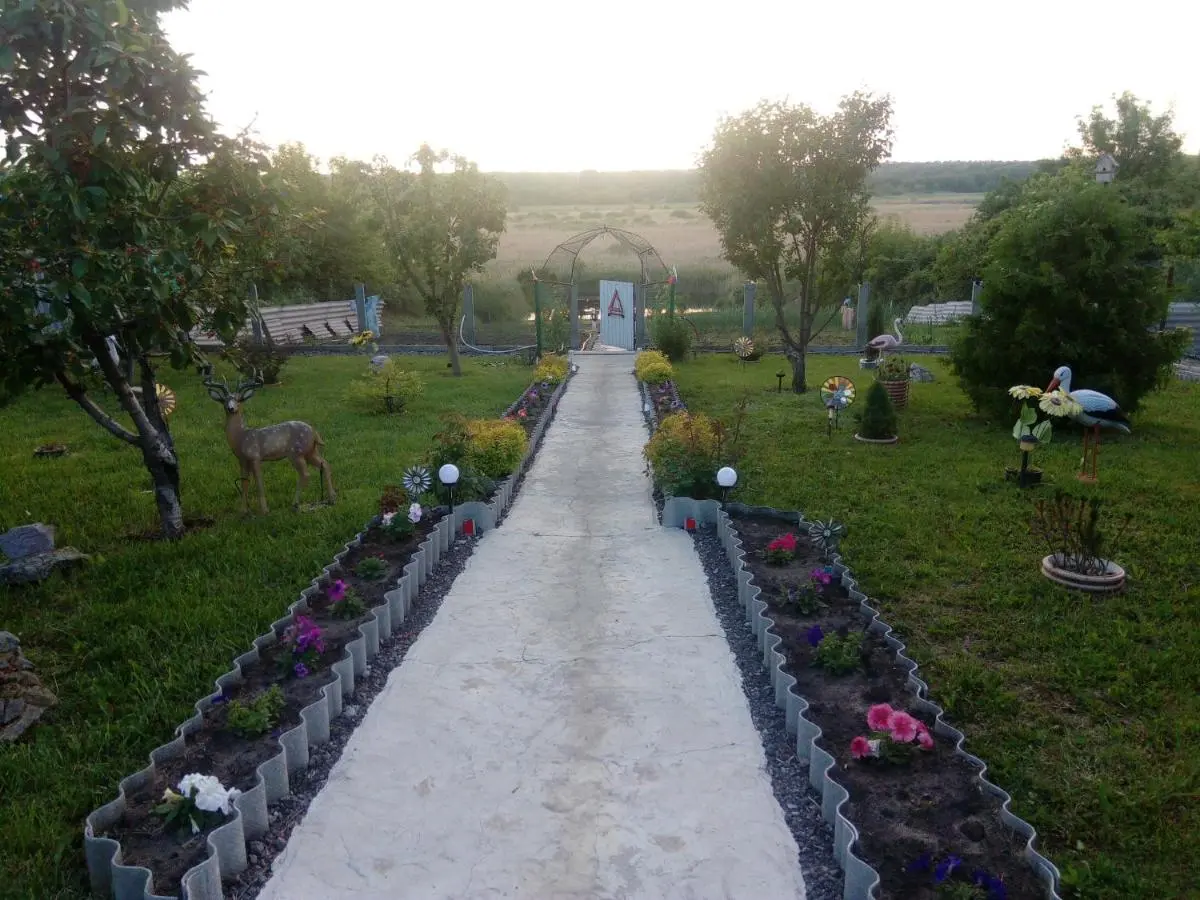 Radchenskoye: Gostevoi Dvor Ivushka