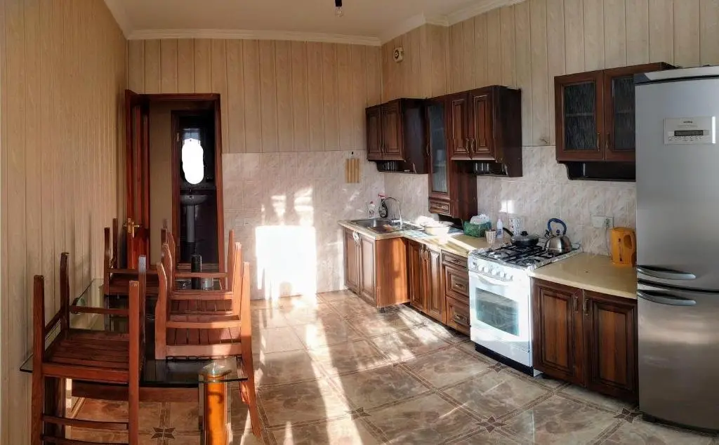 Тбилиси: Hause #11