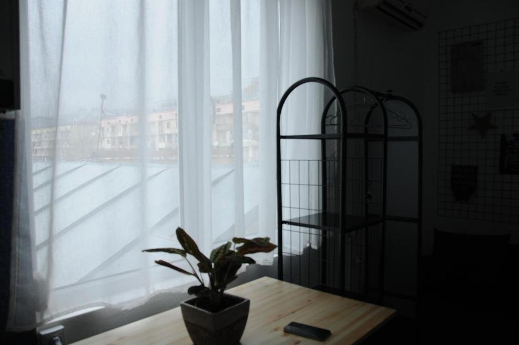 Тбилиси: Apartment at Vaja Pshavela 52