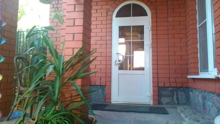 Павловск: Guest house on 1 Maya 50