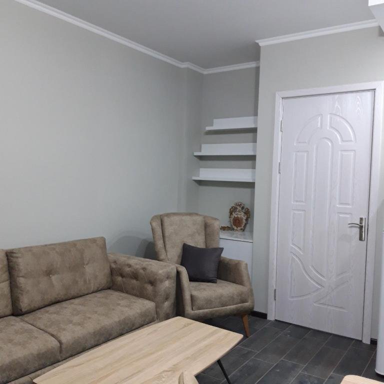 Батуми: flat near park