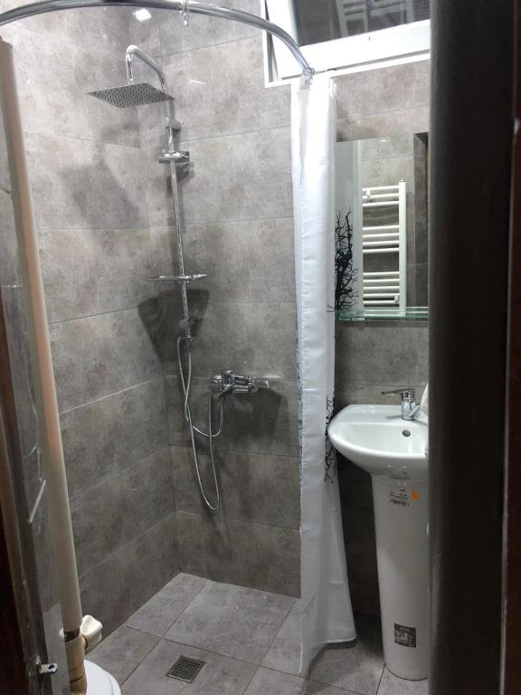 Батуми: comfy apartment near boulvard