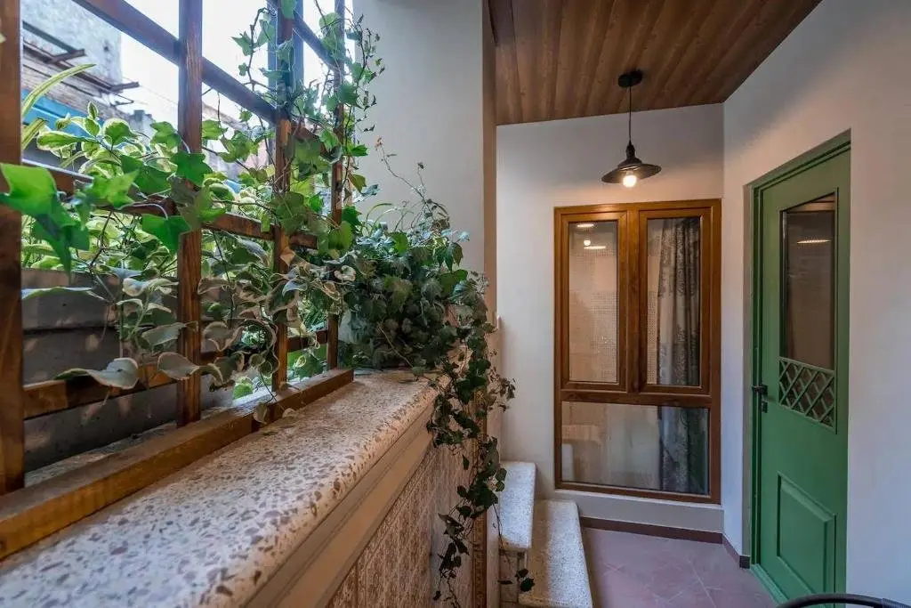 Тбилиси: ?Cozy And Stylish 1br Apt. Near Rustaveli Avenue?