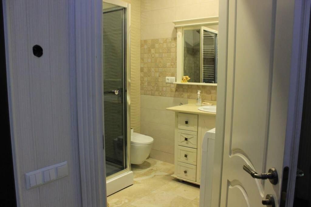 Батуми: Elegant 1-bed room apartment