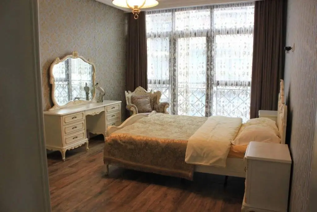 Батуми: Elegant 1-bed room apartment
